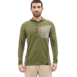 Maya Hood Trek Shirt