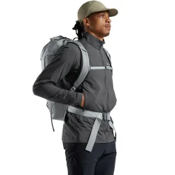 Tenacity Nano Jacket